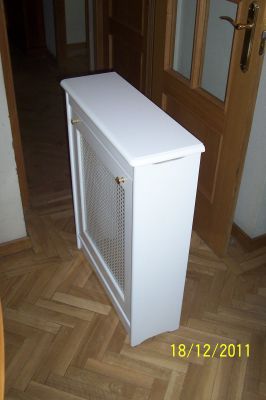 CUBRERRADIADOR LACADO EN BLANCO