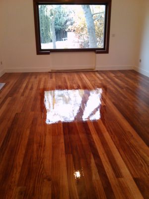 LIJADO, ACUCHILLADO Y BARNIZADO DE PARQUET, INSTALACION DE PARQUET, TARIMA Y LAMINADO