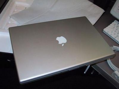 Nueva APPLE MACBOOK PRO 15