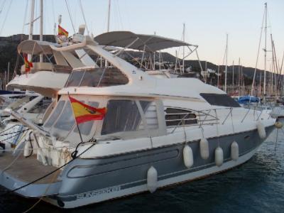 BARCO A MOTOR SUNSEEKER MANHATTAN 48