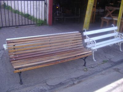 Alquiler de bancos de plaza