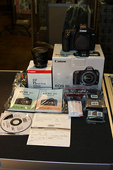 VENTA:Canon EOS 5D Mark II 21MP DSLR Camera