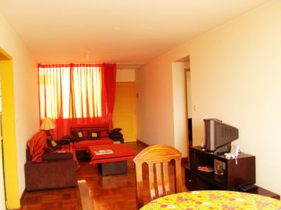 ALQUILO DEPARTAMENTO AMOBLADO VISTA A PARQUE Y MUY BUENA UBICACI�N EN SAN BORJA SUR 