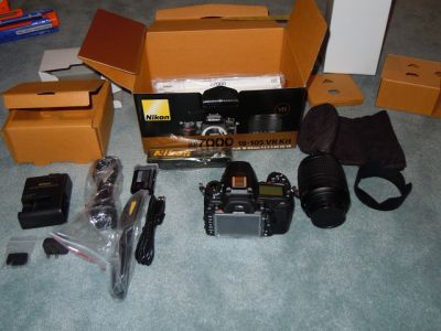 Selling New: Nikon D7000 / Canon 5D Mark II / iPhone 4S