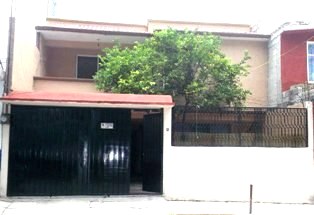 COACALCO BOSQUES DEL VALLE VENDO CASA 5 REC. Y ESTUDIO