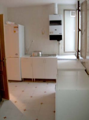 Se alquila magnifica habitaci�n exterior con mucha luz, piso compartido (solo chicas) con cuatro dor