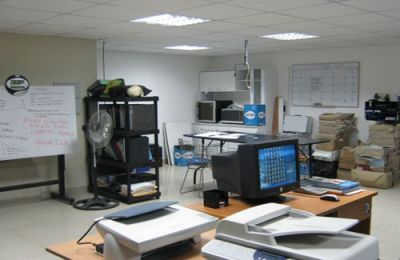 VENDO OFICINA EN MIRAFLORES