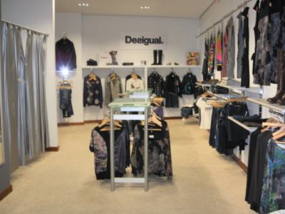 Se Traspasa Local Comercial C.C. Las Francesas