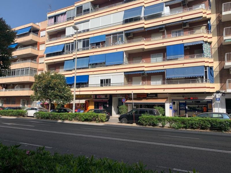 Apartamento en Buen Estado a tan solo 50m de la Playa Acequin