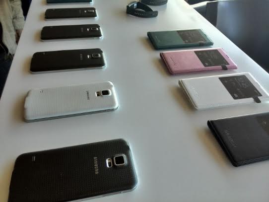 Venta Samsung S5, iPhone 5S.$399
