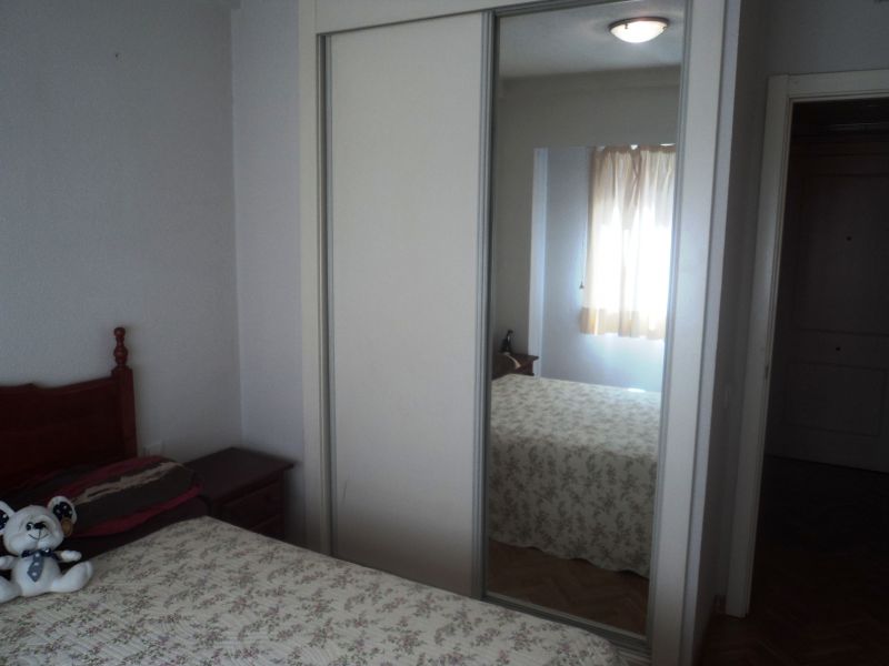 Julian Camarillo.Aeropuerto.OPCION COMPRA.2 piscinas,padel.60 m. Seguridad 24 h.