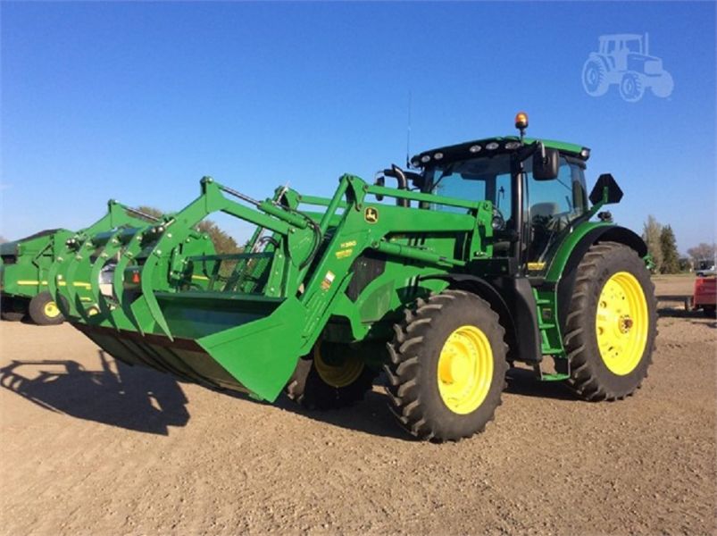 John Deere 6210R del 2012 con Cargador