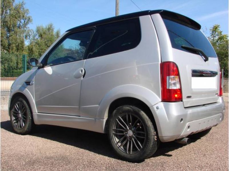 Coche sin permiso de pensiones LIGIER X tambin RS