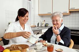 Se solicitan trabajadores para oferta de trabajo en residencias de ancianos