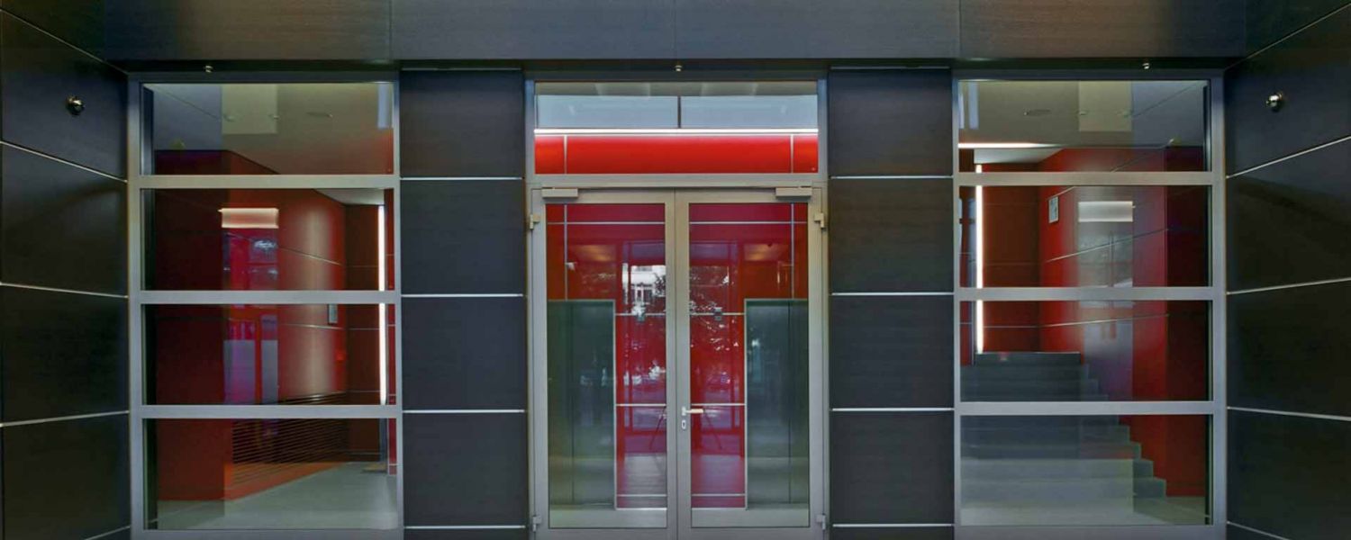 Especialistas en puertas y automatismos para profesionales