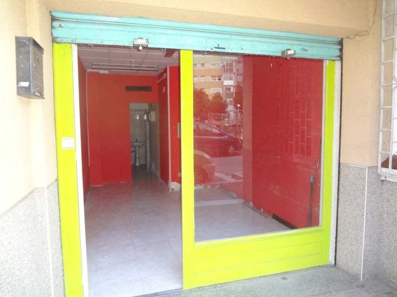 Local muy luminoso de 31 m2 en Venta, en zona muy comercial