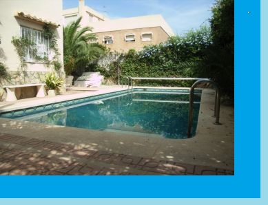 Villa dentro de Benicasim, con piscina + 6 habitacioenes