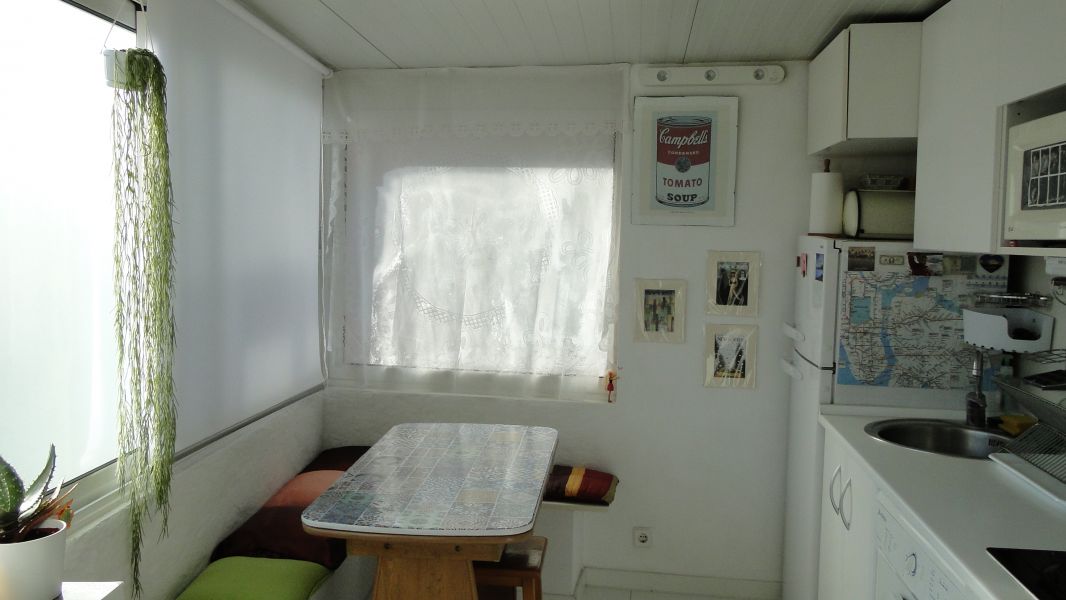 Chalet de 105 m2 con amplias vistas a Barcelona y a la montaa