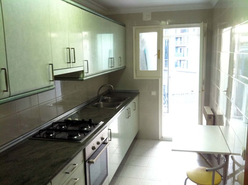 Piso en Venta de 90 m2 en Trinitat Vella Barcelona